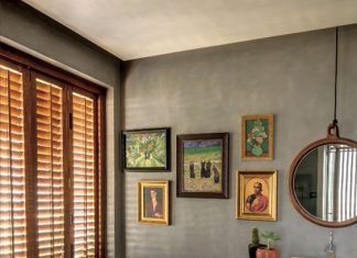 Creative was to display arts in your bathroom