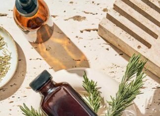 10 Best Organic Rosemary Oil for Hair Growth