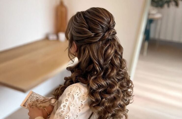 16 Hairstyles for Thin Hair